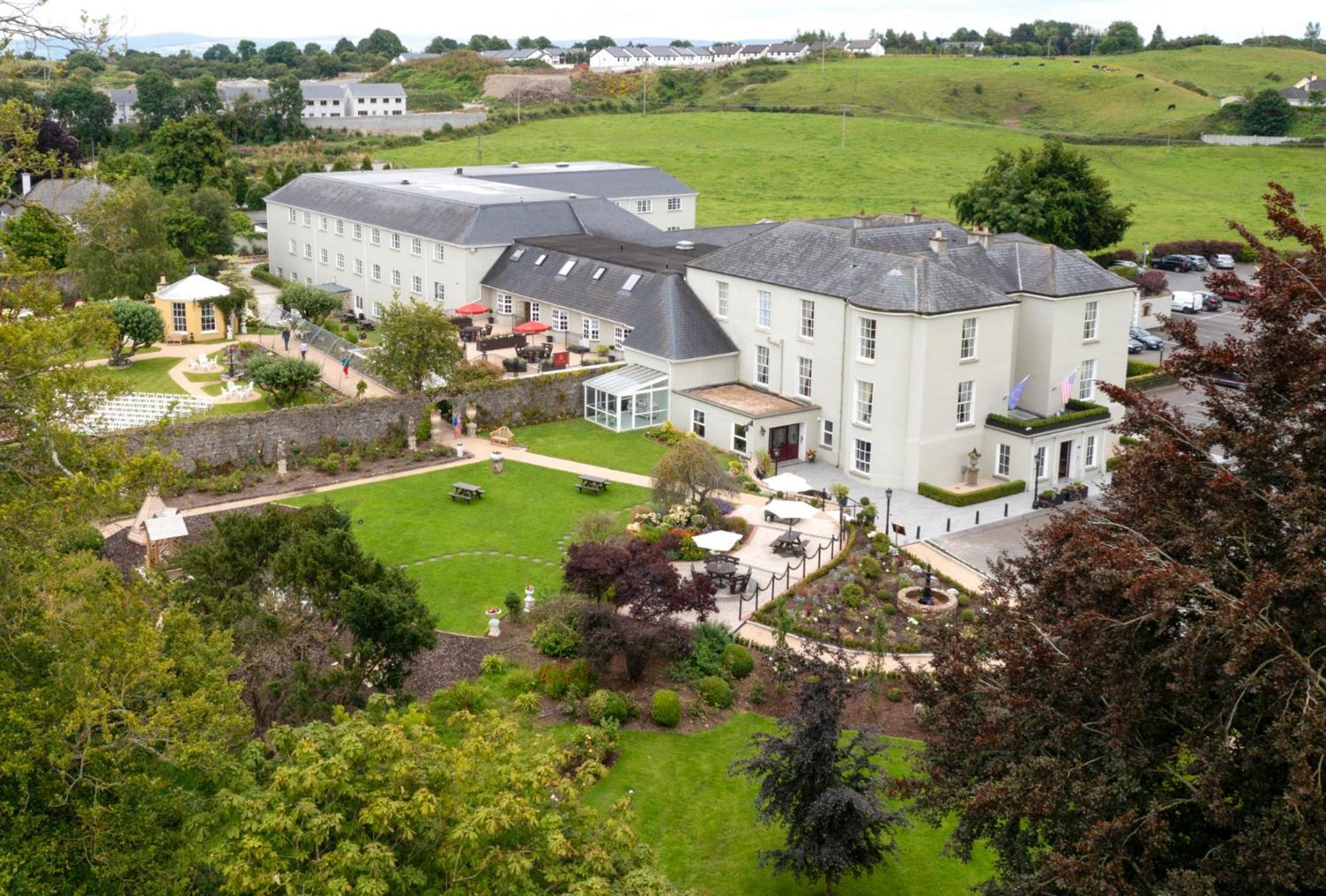 County Arms Birr Hotel Exterior foto